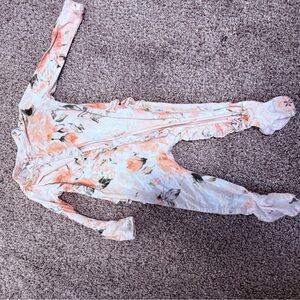 Posh Peanut Pink Floral Footie